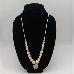 NWOT CHEWABLE CHARMS - The Collins Teething Necklace - Silicone/Beechwood/Satin